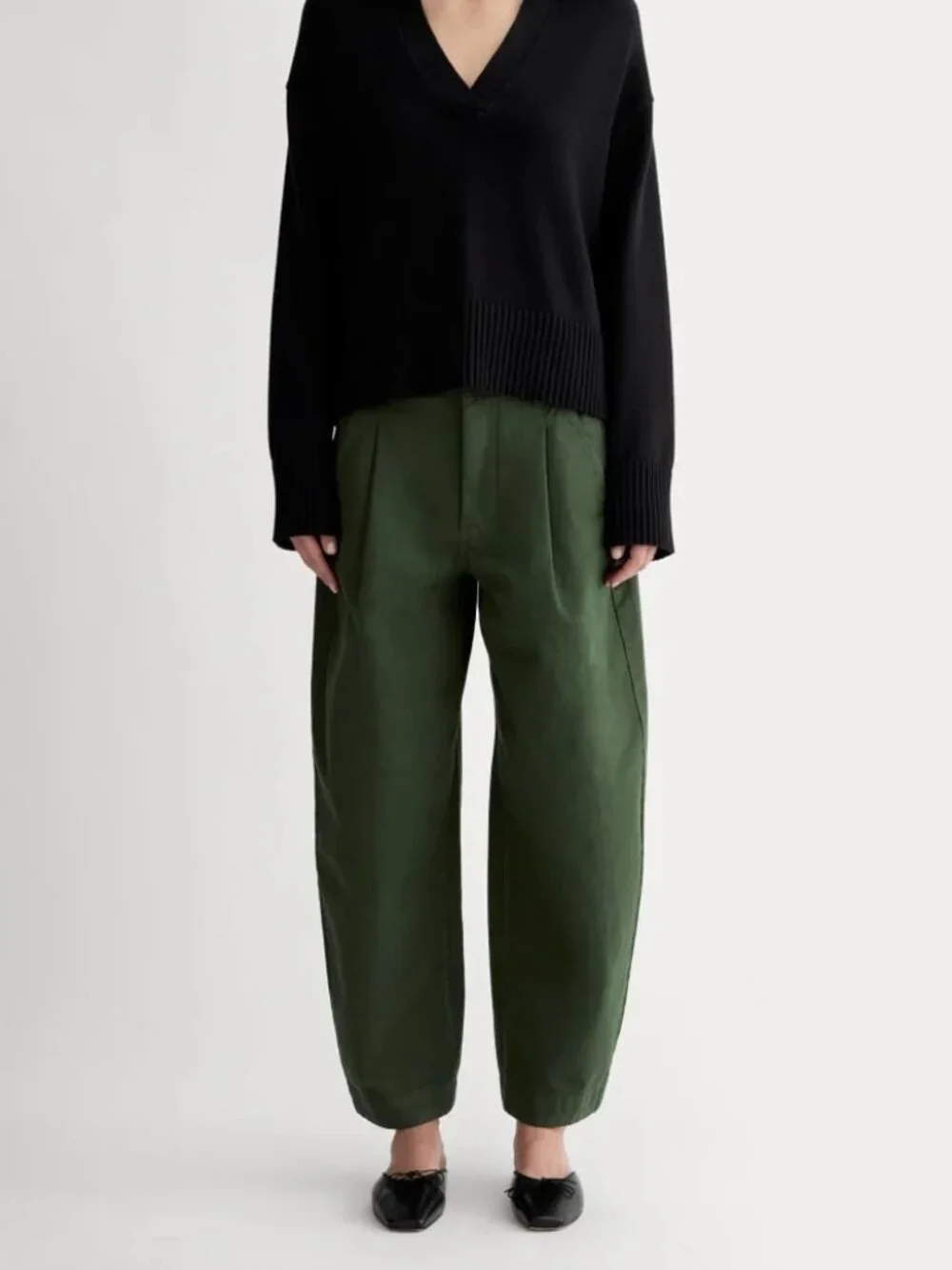 Everlane Everywhere Pant in Dark Forest